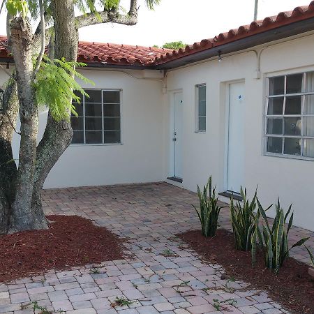 Stay Inn Dania Beach Bagian luar foto
