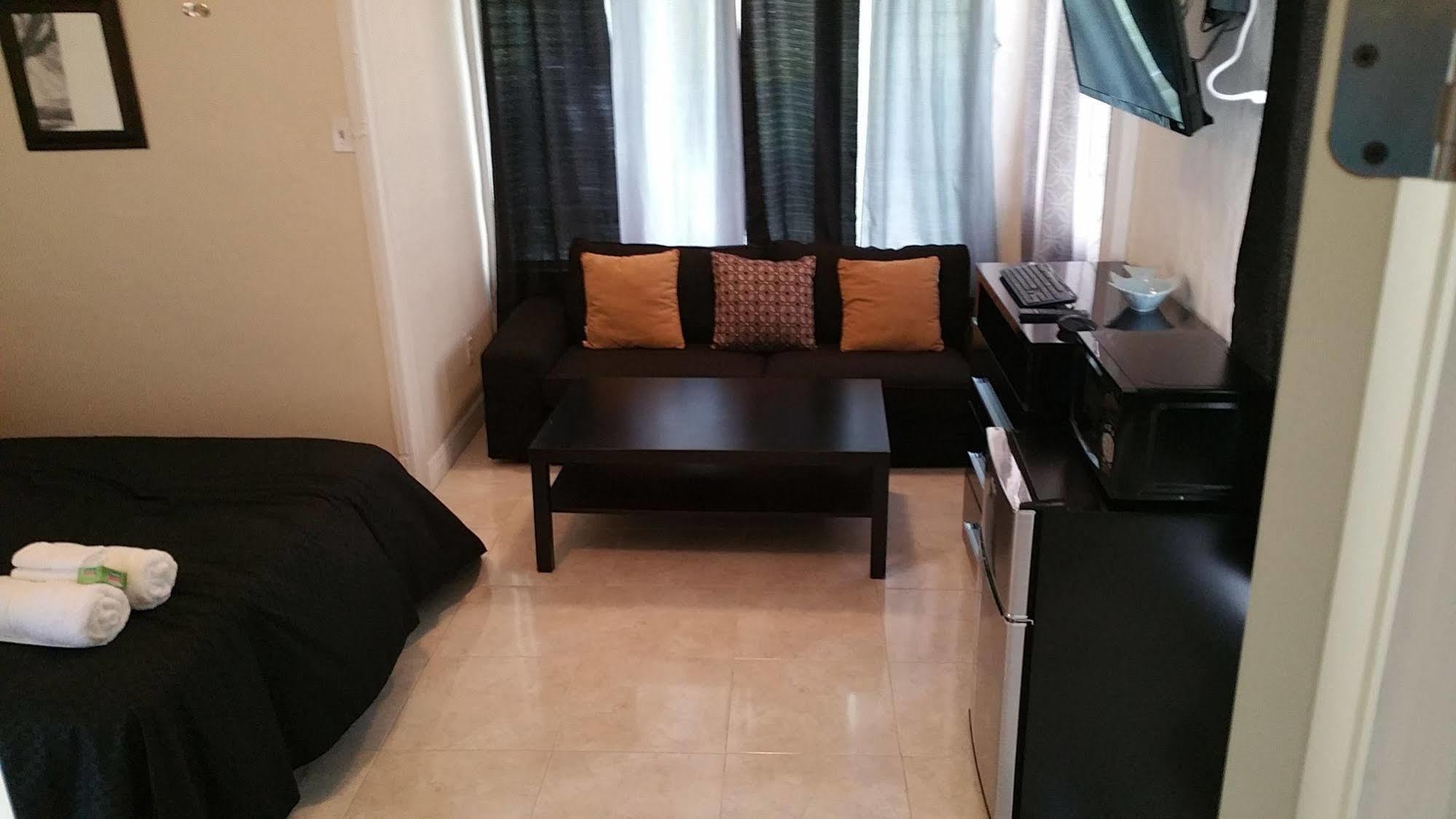 Stay Inn Dania Beach Bagian luar foto
